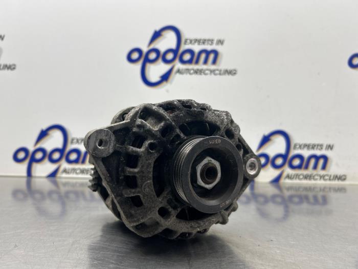 Begagnade Dynamo Hyundai i10 (F5) 1.1i 12V Pris € 50,00 Marginaltabell erbjuds av Gebr Opdam B.V.