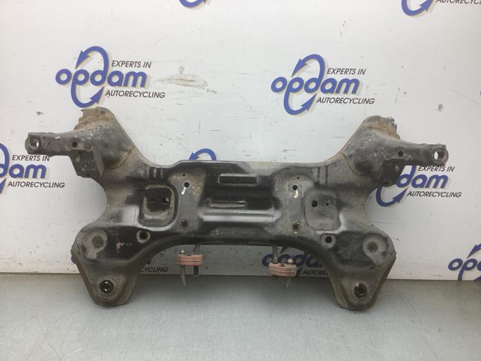 Begagnade Underram Kia Picanto (TA) 1.0 12V Pris € 100,00 Marginaltabell erbjuds av Gebr Opdam B.V.