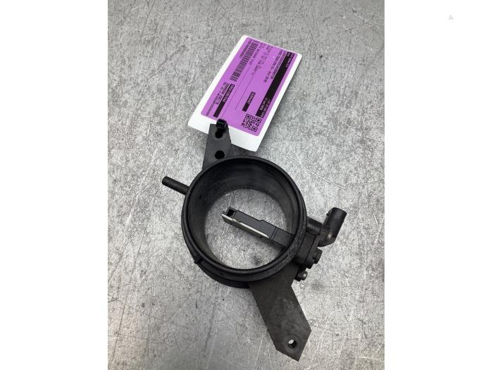Gebrauchte Luftmengenmesser Ford Transit Connect (PJ2) 1.5 TDCi ECOnetic Preis € 40,00 Margenregelung angeboten von Gebr Opdam B.V.