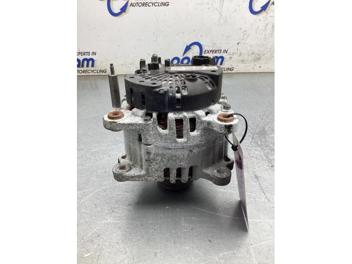 Begagnade Dynamo Volkswagen Polo V (6R) 1.2 TDI 12V BlueMotion Pris € 50,00 Marginaltabell erbjuds av Gebr Opdam B.V.