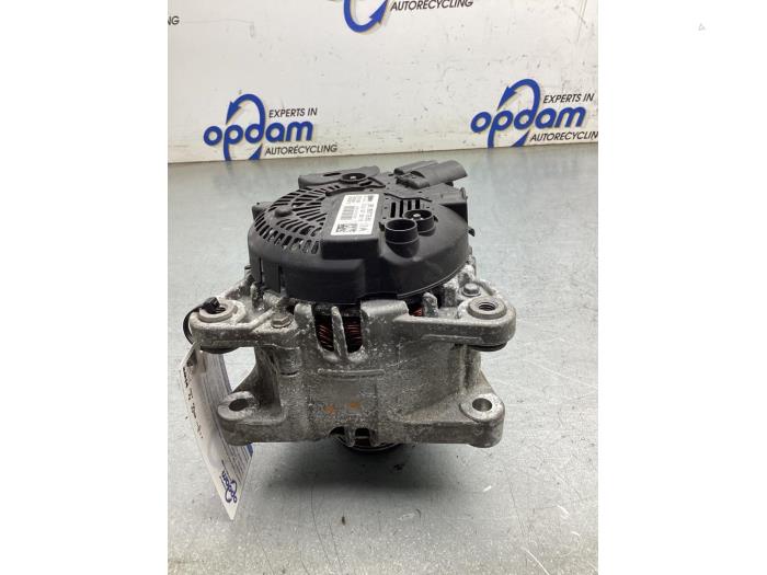 Gebrauchte Dynamo Peugeot 3008 II (M4/MC/MJ/MR) 1.2 12V e-THP PureTech 130 Preis € 75,00 Margenregelung angeboten von Gebr Opdam B.V.