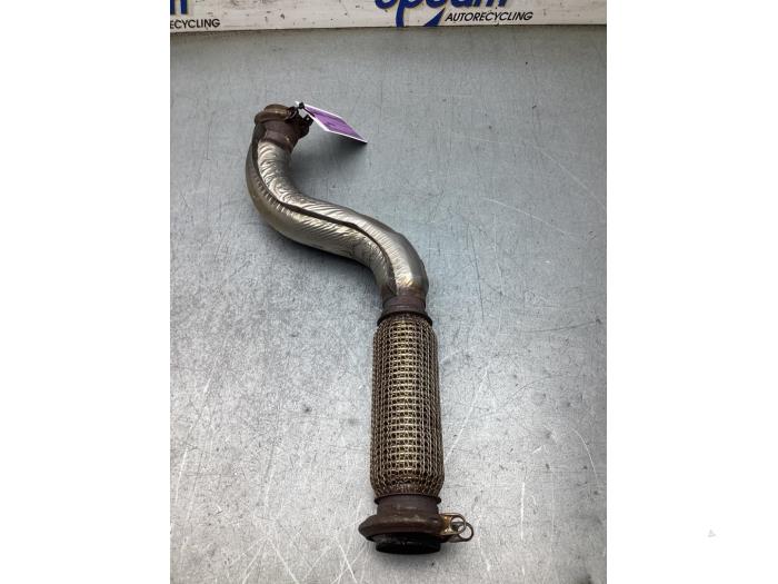 Gebrauchte Auspuff Hauptrohr Peugeot 3008 II (M4/MC/MJ/MR) 1.2 12V e-THP PureTech 130 Preis € 30,00 Margenregelung angeboten von Gebr Opdam B.V.