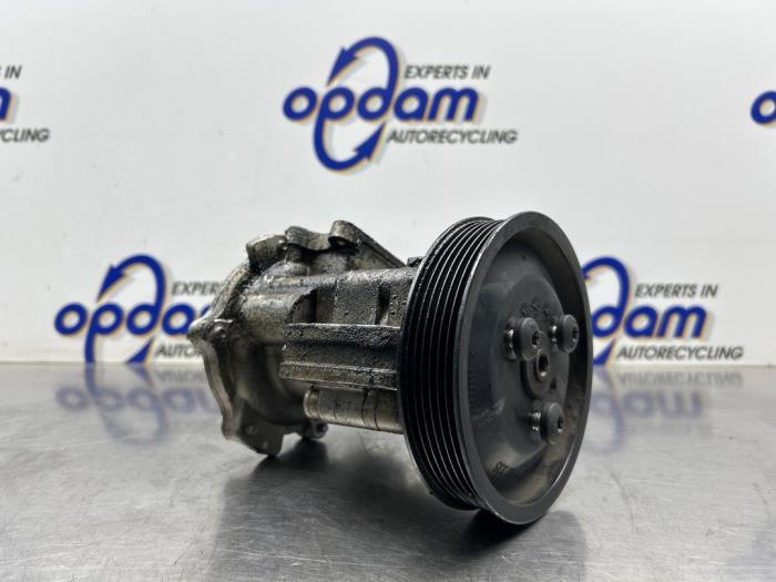 Usagé Pompe de direction BMW 1 serie (E87/87N) 116i 1.6 16V Prix € 80,00 Règlement à la marge proposé par Gebr Opdam B.V.