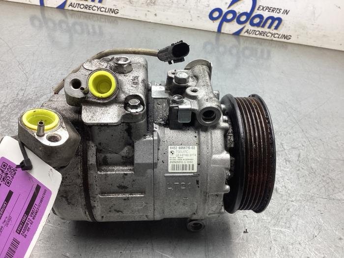 Usagé Compresseur de clim BMW 5 serie (E60) 523i 24V Prix € 125,00 Règlement à la marge proposé par Gebr Opdam B.V.