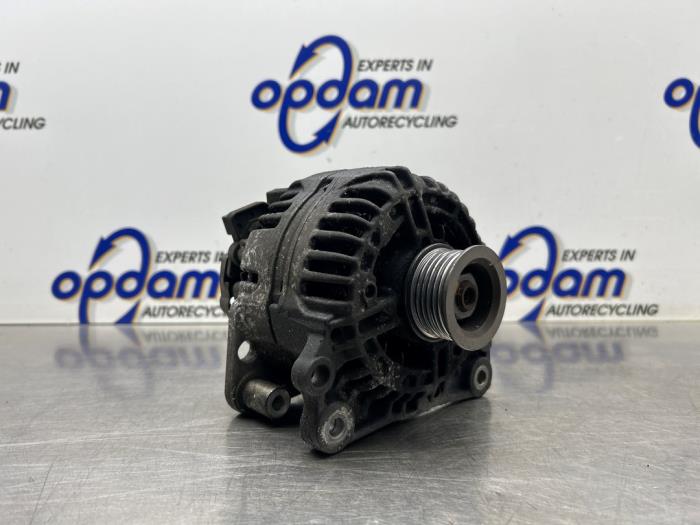 Begagnade Dynamo Volkswagen Golf V (1K1) 1.6 FSI 16V Pris € 70,00 Marginaltabell erbjuds av Gebr Opdam B.V.