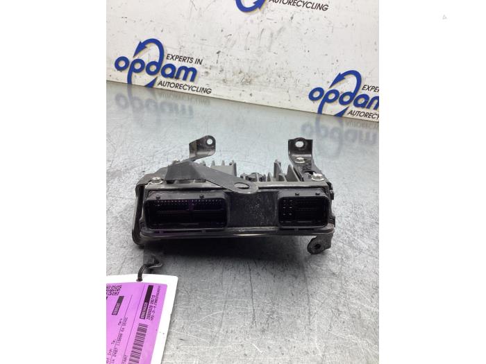 Used Engine management computer Toyota RAV4 (A5) 2.5 Hybrid 16V Price € 250,00 Margin scheme offered by Gebr Opdam B.V.