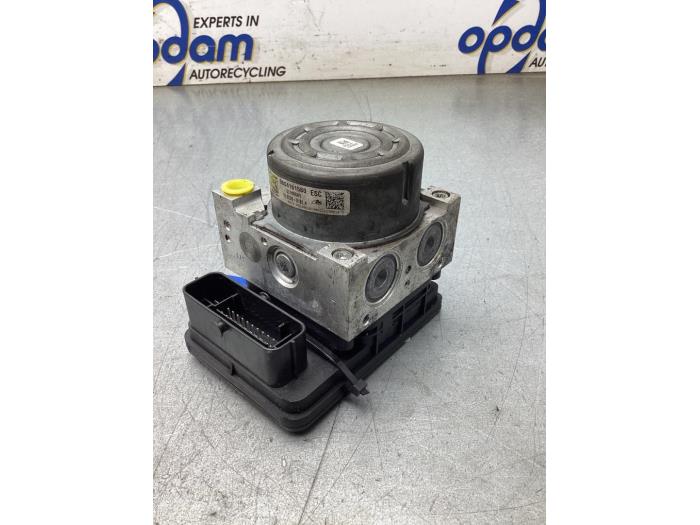 Begagnade ABS-pump Citroen DS3 (SA) 1.4 16V VTi Pris € 70,00 Marginaltabell erbjuds av Gebr Opdam B.V.