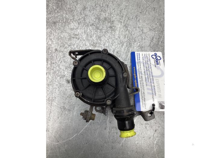 Begagnade Extra vattenpump Fiat Doblo (263) 1.6 D Multijet Pris € 108,90 Inklusive moms erbjuds av Gebr Opdam B.V.