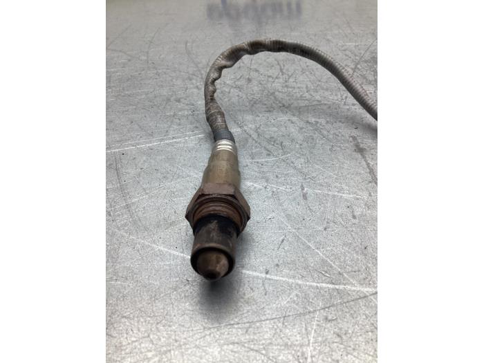Lambda probe from a Opel Vivaro 1.6 CDTi BiTurbo 125 2017