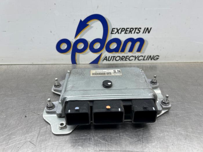 Used Engine management computer Nissan Qashqai (J10) 2.0 16V Price € 125,00 Margin scheme offered by Gebr Opdam B.V.