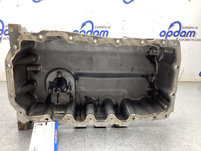 Gebrauchte Ölwanne Volkswagen Caddy III (2KA,2KH,2CA,2CH) 1.6 TDI 16V Preis € 40,00 Margenregelung angeboten von Gebr Opdam B.V.