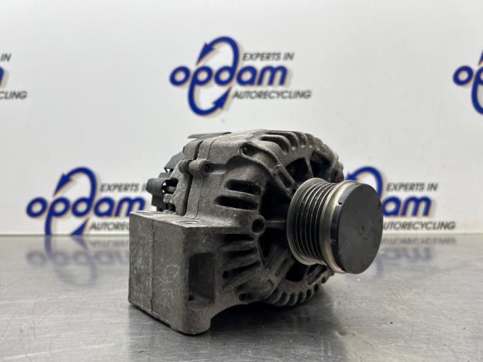 Gebrauchte Dynamo Peugeot Bipper (AA) 1.3 HDI Preis € 60,00 Margenregelung angeboten von Gebr Opdam B.V.