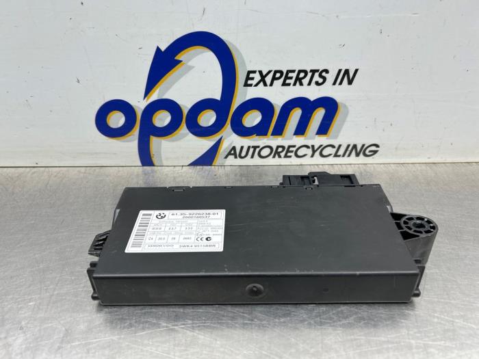 Używane Modul Comfort BMW 3 serie Touring (E91) 318i 16V Cena € 75,00 Procedura marży oferowane przez Gebr Opdam B.V.