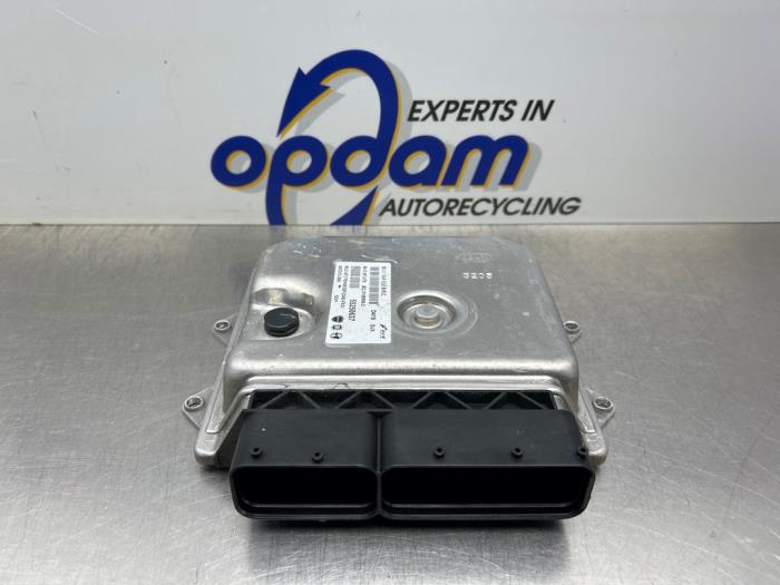 Used Engine management computer Peugeot Bipper (AA) 1.3 HDI Price € 90,00 Margin scheme offered by Gebr Opdam B.V.