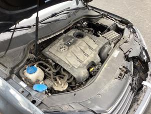 Motor van een Volkswagen Passat Variant (365) 1.6 TDI 16V Bluemotion 2014