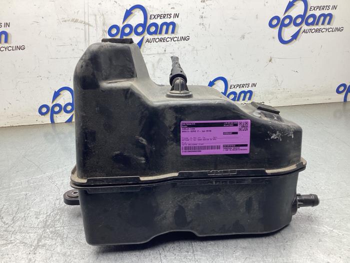 Gebrauchte Adblue Tank BMW 5 serie Touring (G31) 540d xDrive 3.0 TwinPower Turbo 24V Preis € 150,00 Margenregelung angeboten von Gebr Opdam B.V.
