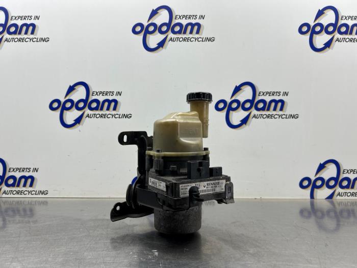 Usagé Pompe de direction Dacia Sandero II 0.9 TCE 12V Prix € 175,00 Règlement à la marge proposé par Gebr Opdam B.V.