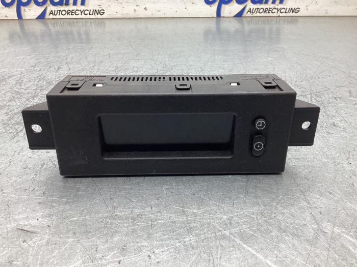 Begagnade Innerdisplay Opel Corsa D 1.4 16V Twinport Pris € 20,00 Marginaltabell erbjuds av Gebr Opdam B.V.