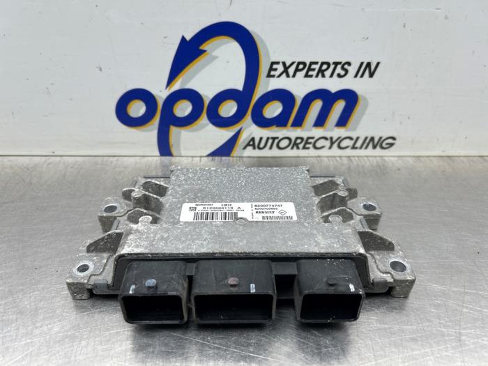 Used Engine management computer Renault Twingo II (CN) 1.2 Price € 100,00 Margin scheme offered by Gebr Opdam B.V.