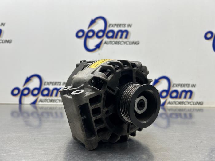 Begagnade Dynamo Renault Megane (BA) 1.4 16V Pris € 60,00 Marginaltabell erbjuds av Gebr Opdam B.V.