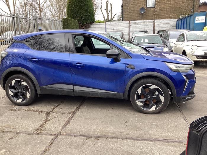 Używane Próg prawy Renault Captur II (RJB) 1.6 E-Tech 145 Cena na żądanie oferowane przez Gebr Opdam B.V.