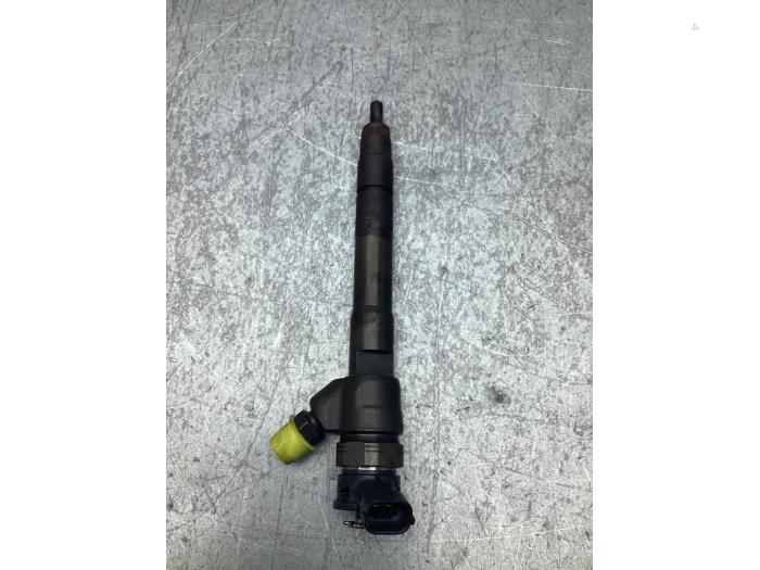Usagé Injecteurs Opel Vivaro 1.6 CDTI 90 Prix € 121,00 Prix TTC proposé par Gebr Opdam B.V.
