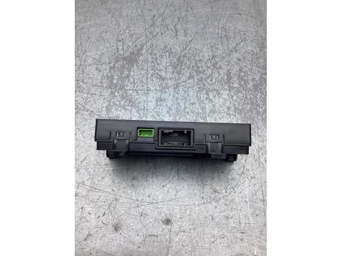 Usados Módulo Bluetooth Opel Grandland (X) 1.2 Turbo 12V Precio € 40,00 Norma de margen ofrecido por Gebr Opdam B.V.