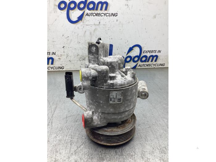 Used Air conditioning pump Toyota Aygo (B40) 1.0 12V VVT-i Price € 100,00 Margin scheme offered by Gebr Opdam B.V.