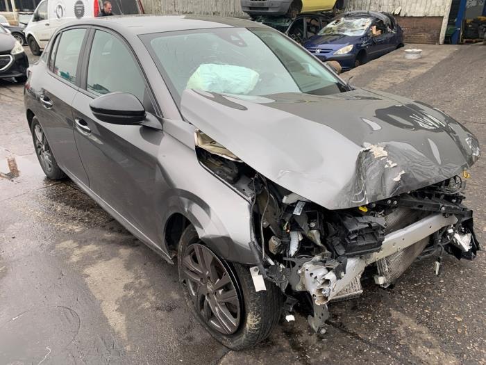 Używane Dach Peugeot 208 II (UB/UH/UP) 1.2 Vti 12V PureTech 100 Cena na żądanie oferowane przez Gebr Opdam B.V.