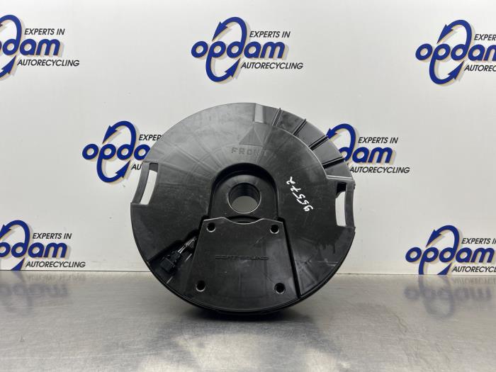 Używane Subwoofer Seat Leon SC (5FC) 1.8 TSI Ecomotive 16V Cena € 75,00 Procedura marży oferowane przez Gebr Opdam B.V.