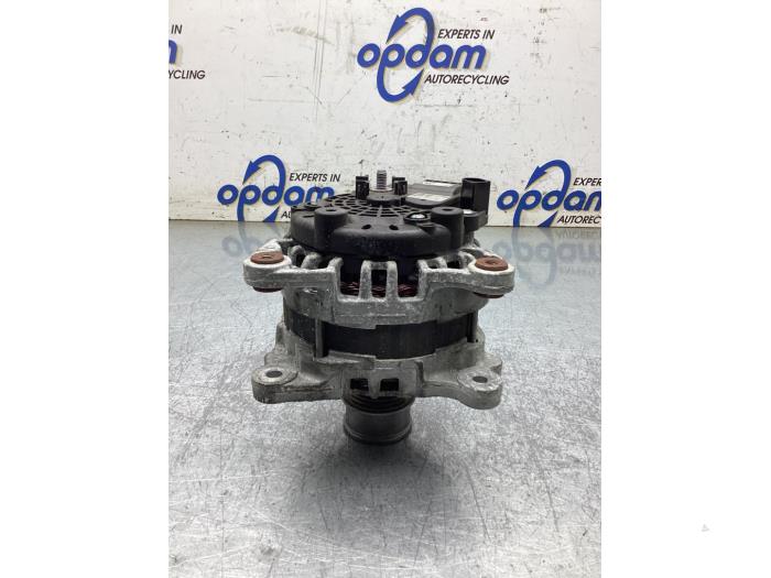 Begagnade Dynamo Volkswagen Polo VI (AW1) 1.0 TSI 12V Pris € 75,00 Marginaltabell erbjuds av Gebr Opdam B.V.