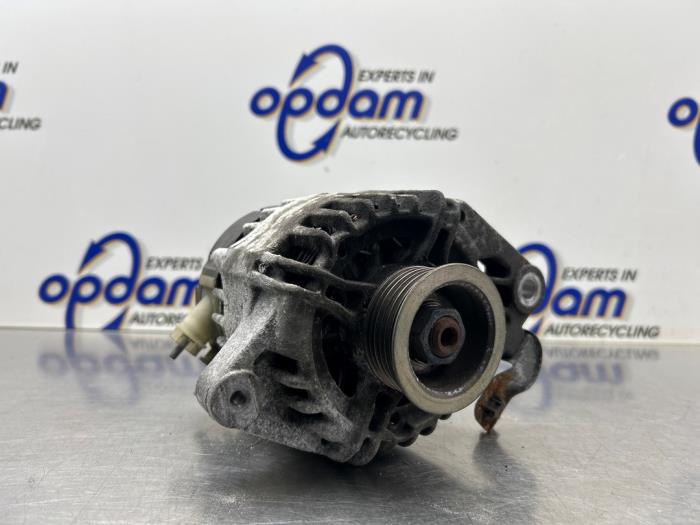 Begagnade Dynamo Peugeot 107 1.0 12V Pris € 50,00 Marginaltabell erbjuds av Gebr Opdam B.V.