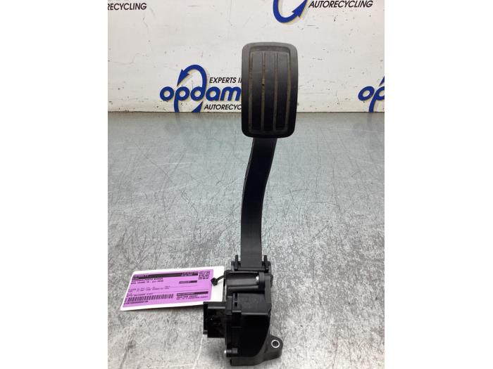 Begagnade Gaspedalsensor Opel Vivaro 1.5 CDTI 120 Pris € 30,25 Inklusive moms erbjuds av Gebr Opdam B.V.