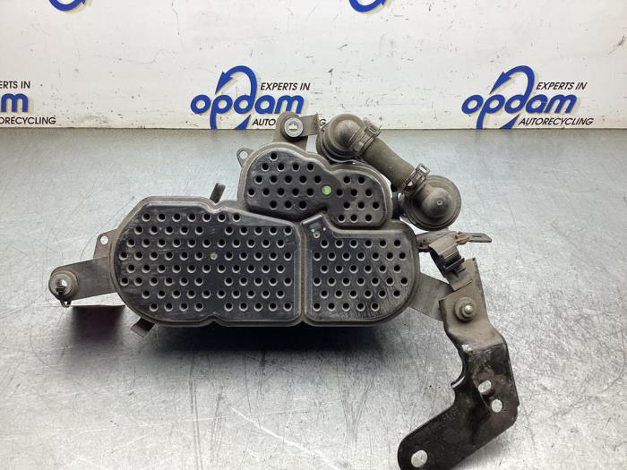 Begagnade Kolfilter Audi Q5 (8RB) 2.0 TFSI 16V Hybrid Quattro Pris € 50,00 Marginaltabell erbjuds av Gebr Opdam B.V.