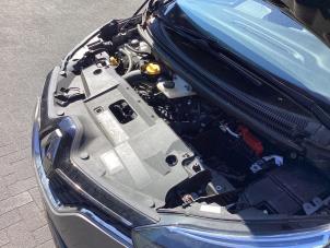 Engine from a Renault Scénic IV (RFAJ) 1.2 TCE 130 16V 2017
