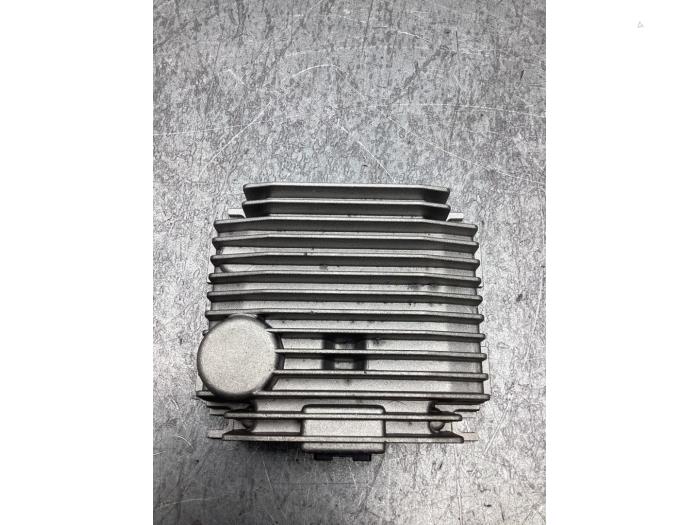 Używane Modul VESS Volkswagen Golf VIII (CD1) 1.4 GTE 16V Cena € 100,00 Procedura marży oferowane przez Gebr Opdam B.V.