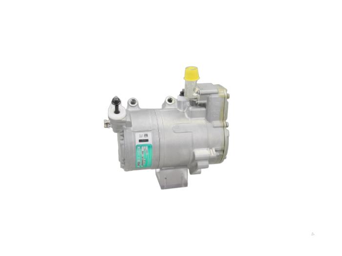 Neuf Compresseur de clim Volvo V60 I (FW/GW) 2.4 D6 20V AWD Twin Engine Plug-in Hybrid Prix € 1.209,94 Prix TTC proposé par Gebr Opdam B.V.
