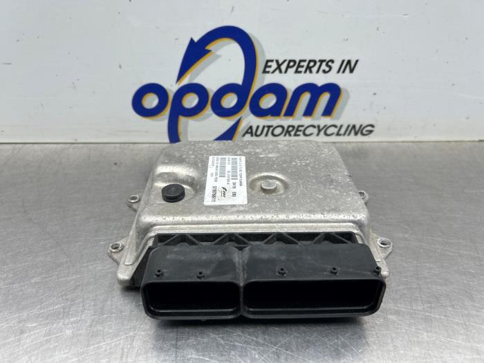 Used Engine management computer Fiat Punto III (199) 0.9 TwinAir Turbo 100 Price € 150,00 Margin scheme offered by Gebr Opdam B.V.