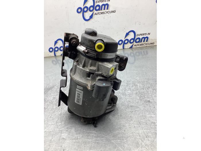 Usagé Pompe de direction BMW Mini (R50/53) 1.6 16V Cooper Prix € 600,00 Règlement à la marge proposé par Gebr Opdam B.V.