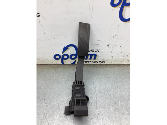 Gebrauchte Gaspedalposition Sensor Mercedes B (W246/W242) 1.6 B-180 BlueEFFICIENCY Turbo 16V Preis € 50,00 Margenregelung angeboten von Gebr Opdam B.V.