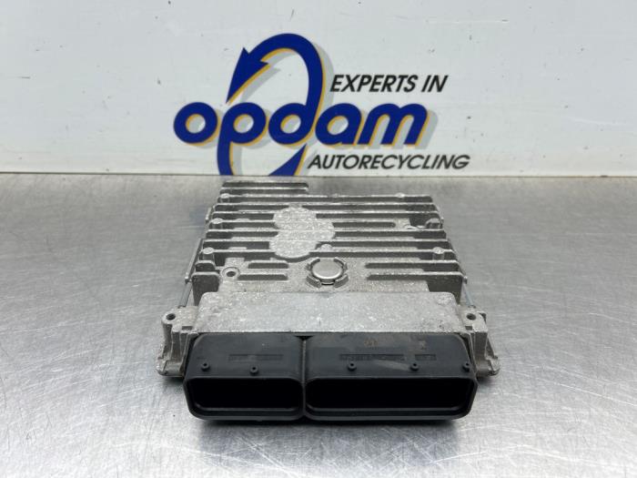 Used Engine management computer Volkswagen Caddy III (2KA,2KH,2CA,2CH) 1.6 TDI 16V Price € 150,00 Margin scheme offered by Gebr Opdam B.V.