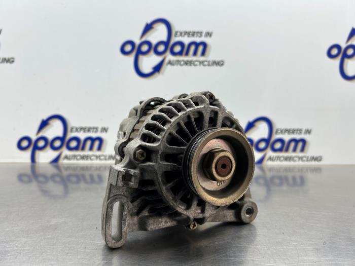 Begagnade Dynamo Renault Twingo (C06) 1.2 Pris € 50,00 Marginaltabell erbjuds av Gebr Opdam B.V.