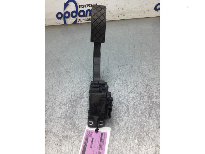 Begagnade Gaspedalsensor Volkswagen Polo V (6R) 1.2 TDI 12V BlueMotion Pris € 20,00 Marginaltabell erbjuds av Gebr Opdam B.V.
