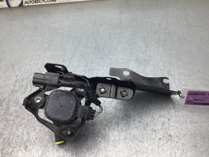 Begagnade Extra vattenpump Toyota Auris Touring Sports (E18) 1.8 16V Hybrid Pris € 50,00 Marginaltabell erbjuds av Gebr Opdam B.V.