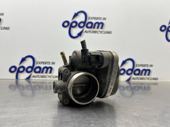 Gebrauchte Drosselklappengehäuse BMW Mini (R50/53) 1.6 16V Cooper Preis € 60,00 Margenregelung angeboten von Gebr Opdam B.V.