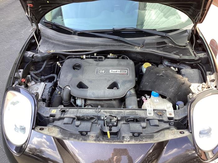 Używane Silnik Alfa Romeo MiTo (955) 0.9 TwinAir Cena € 1.050,00 Procedura marży oferowane przez Gebr Opdam B.V.