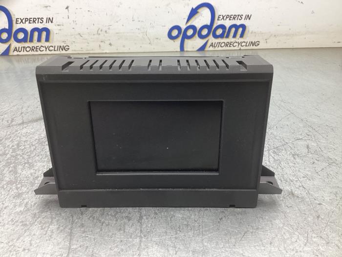 Begagnade Innerdisplay Opel Corsa D 1.2 16V Pris € 30,00 Marginaltabell erbjuds av Gebr Opdam B.V.