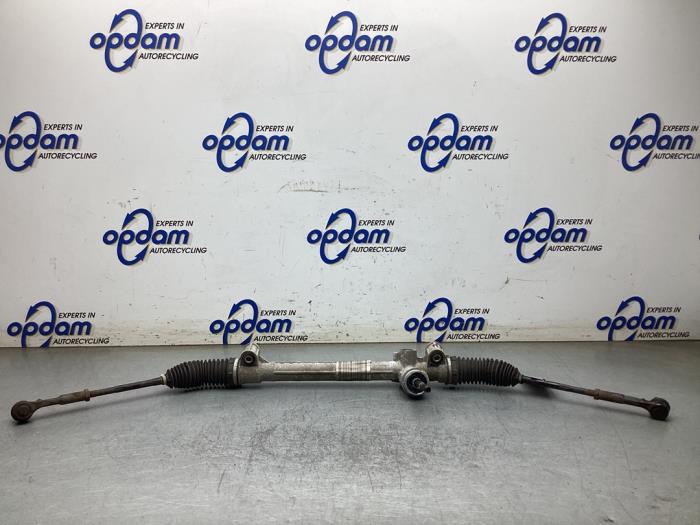 Begagnade Styrbox Opel Corsa D 1.2 16V Pris € 45,00 Marginaltabell erbjuds av Gebr Opdam B.V.