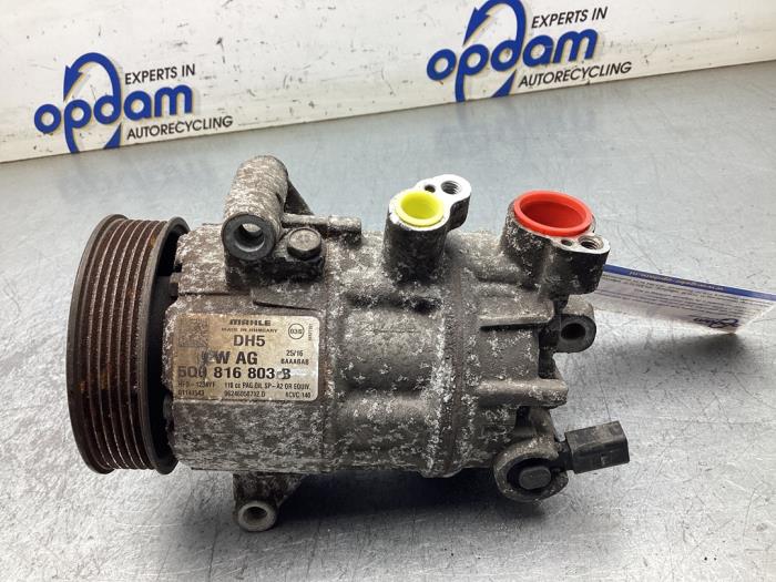 Usagé Pompe clim Volkswagen Golf VII (AUA) 1.2 TSI 16V Prix € 90,00 Règlement à la marge proposé par Gebr Opdam B.V.