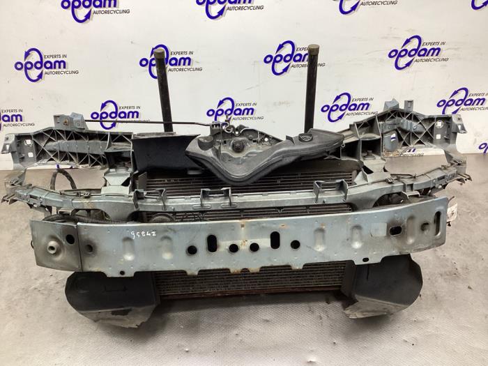 Begagnade Front Ford C-Max (DM2) 1.8 16V Pris € 150,00 Marginaltabell erbjuds av Gebr Opdam B.V.